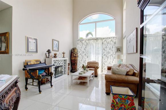 1156 NE 37th Pl, Homestead FL 33033