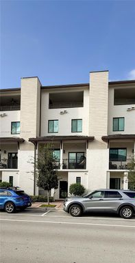 4654 NW 84th Ave, Doral FL 33166