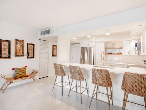 5701 Collins Ave # 307, Miami Beach FL 33140