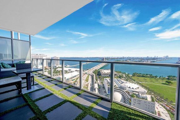 1100 Biscayne Blvd # 3104, Miami FL 33132