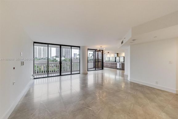 1000 Island Blvd # 506, Aventura FL 33160