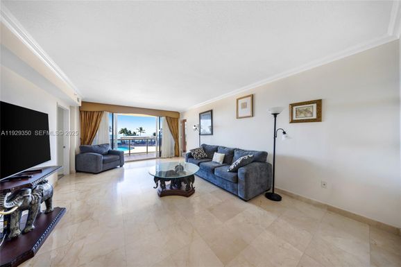 17555 Collins Ave # 303, Sunny Isles Beach FL 33160