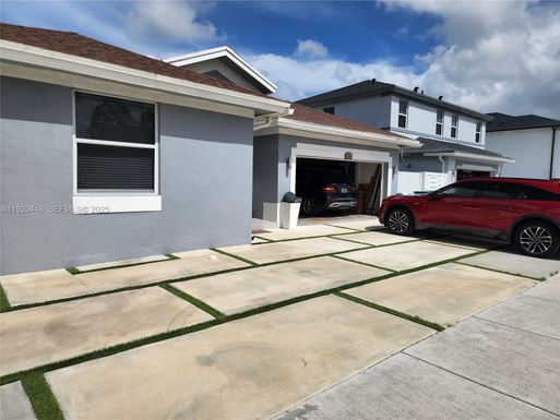 27861 SW 134th Ct, Homestead FL 33032