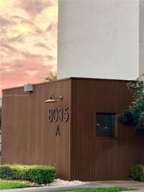 8035 SW 107th Ave # 317, Miami FL 33173