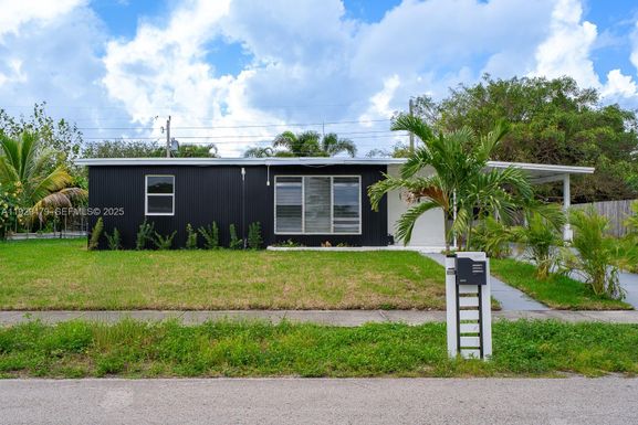 4041 NE 15th Ter, Pompano Beach FL 33064