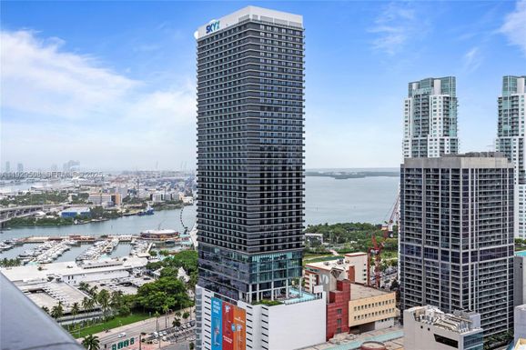 159 NE 6th St # 2905, Miami FL 33132