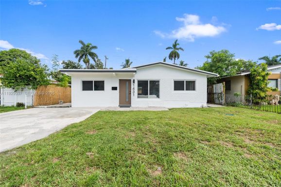 1431 NE 117TH ST, Miami FL 33161