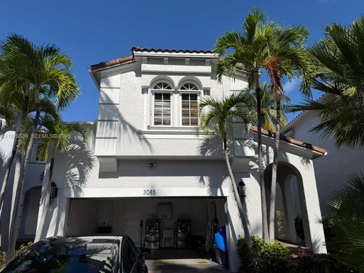 3085 NE 208th Ter, Aventura FL 33180