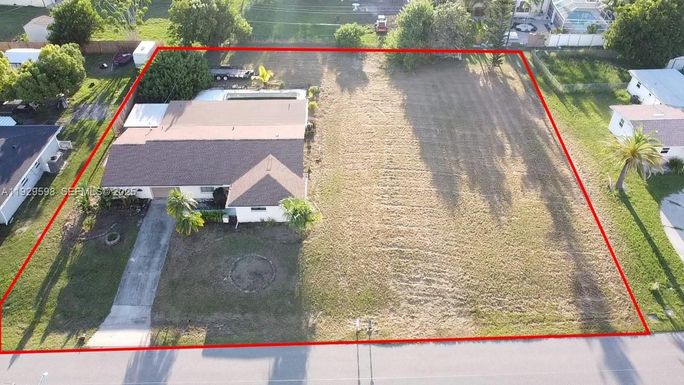 156 Francis Dr NE, Port Charlotte FL 333952