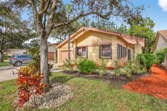 4409 Cordia Cir, Coconut Creek FL 33066