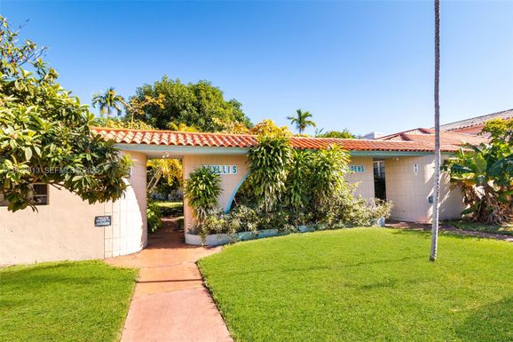 835 Alton Rd # 19, Miami Beach FL 33139