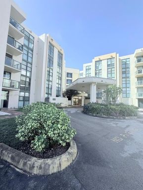 2055 SW 122nd Ave # 415, Miami FL 33175