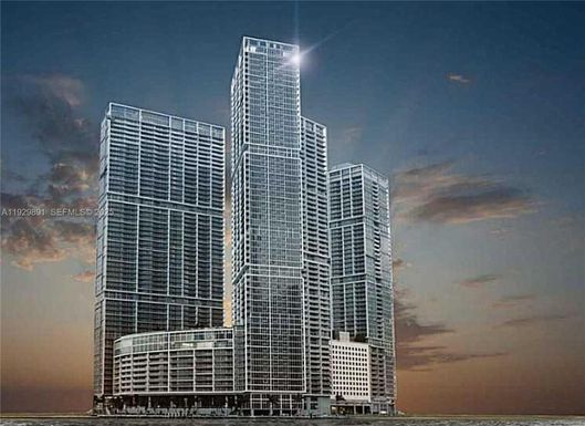 475 Brickell Ave # 4215, Miami FL 33131