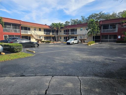 2041 NW 81st Ave # 411, Pembroke Pines FL 33024