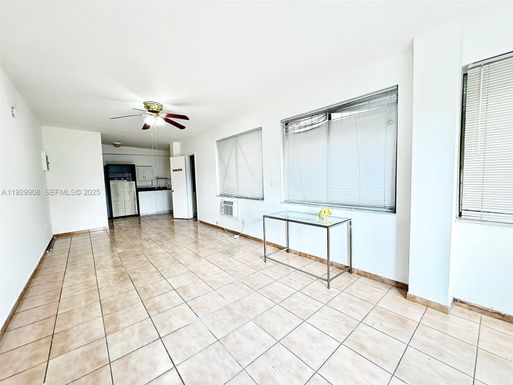1200 NW 37th Ave # 1, Miami FL 33125