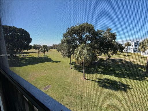 7664 NW 18th St # 306, Margate FL 33063