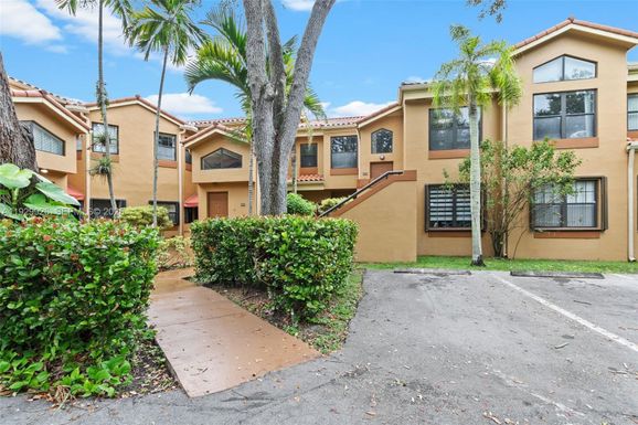 15569 N Miami Lakeway N # 16, Miami Lakes FL 33014