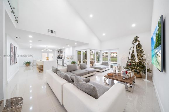 12728 SW 64th Ter, Miami FL 33183