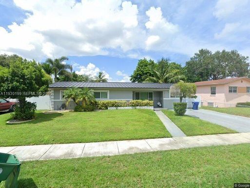 18730 NW 8th Ave, Miami Gardens FL 33169