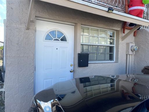 1062 W 42nd Pl # 41, Hialeah FL 33012