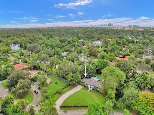 5705 SW 60th Ave, South Miami FL 33143