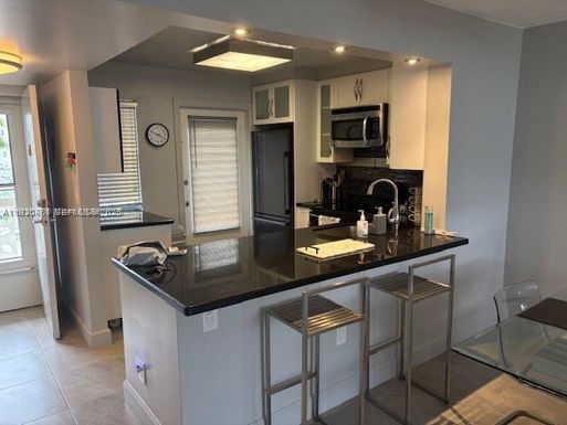 1893 S Ocean Dr # 403, Hallandale Beach FL 33009