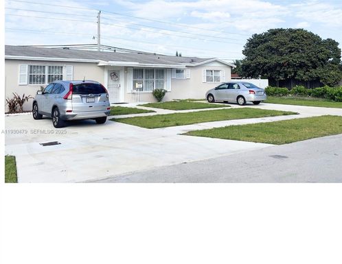 2501 NW 206th St, Miami Gardens FL 33056