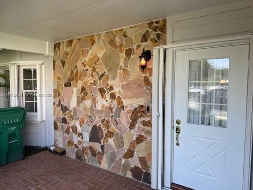 14624 SW 143rd Place Cir, Miami FL 33186