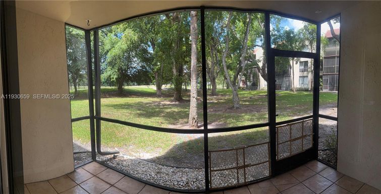 7750 W Mcnab Rd # 104, Tamarac FL 33321