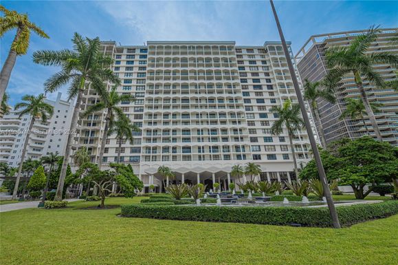 9801 Collins Ave # 3Y, Bal Harbour FL 33154