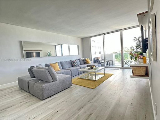 1200 West Ave # 329, Miami Beach FL 33139