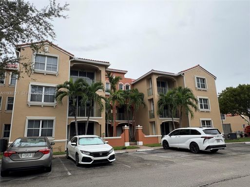 6340 NW 114th Ave # 123, Doral FL 33178