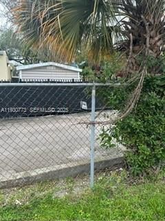 17051 NE 23rd Ave # 2E, North Miami Beach FL 33160