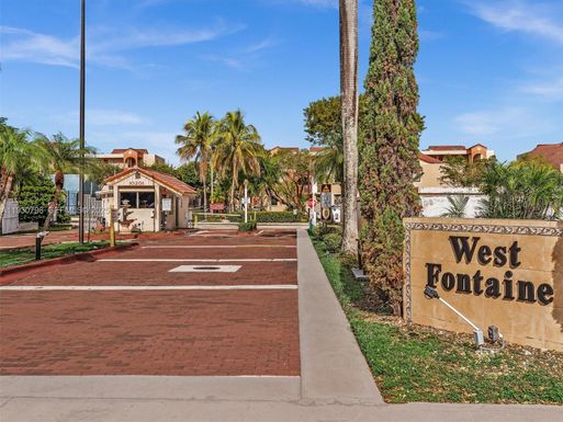 10241 NW 9th St Cir # 5, Miami FL 33172