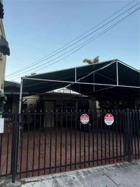 227 SW 11th Ave # B, Miami FL 33130