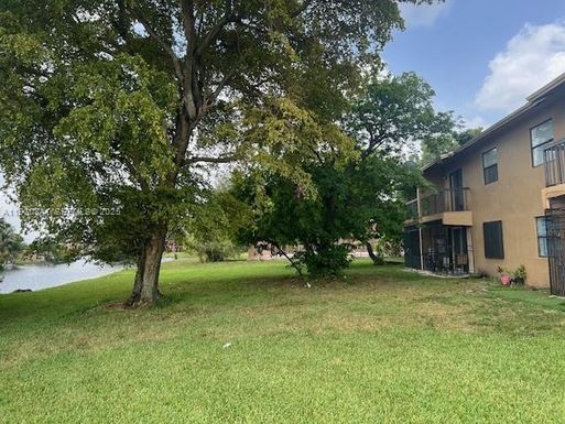 6685 W 26th Ct # 8, Hialeah FL 33016