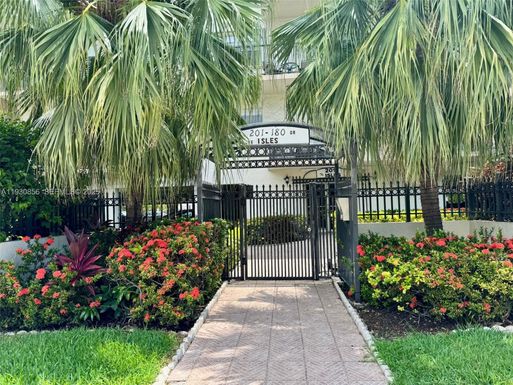 201 180 th Dr # 114, Sunny Isles Beach FL 33160