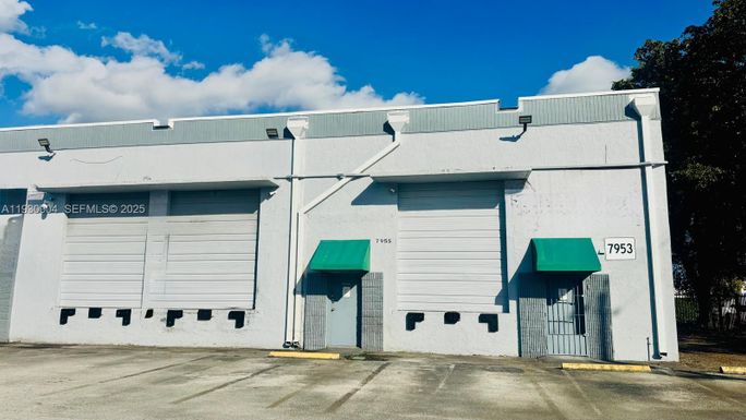 7953 NW 64th St, Medley FL 33166