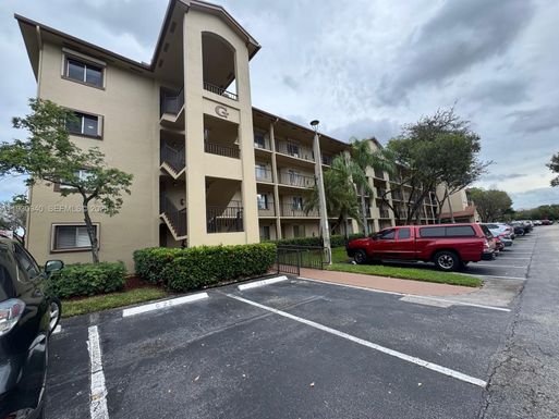 1351 SW 141st Ave # 205G, Pembroke Pines FL 33027