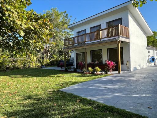 4311 SW 31st Dr, West Park FL 33023