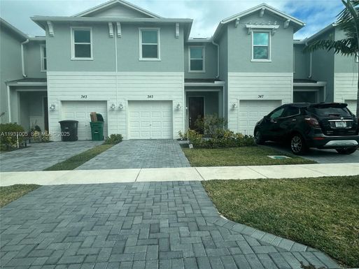 345 SE Crossoak Ln # 0, Port St. Lucie FL 34984