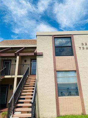 7331 NW 18th St # 204, Margate FL 33063