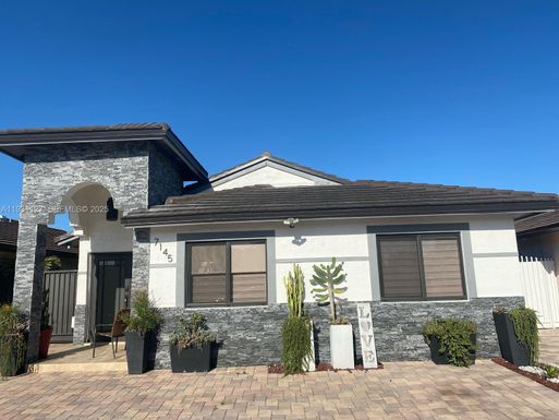 7145 W 31st Ave, Hialeah FL 33018
