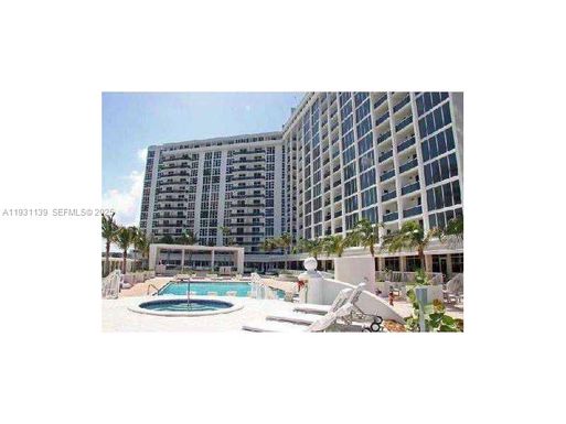 10275 Collins Ave # 715, Bal Harbour FL 33154