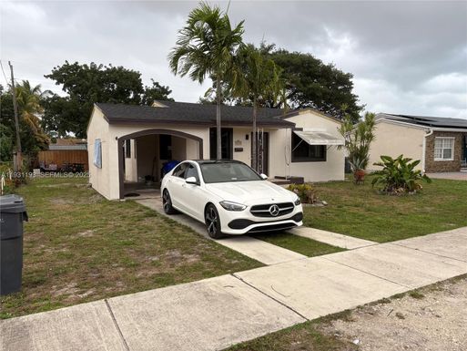 2515 Wiley Ct, Hollywood FL 33020