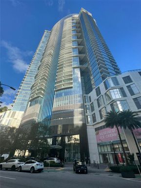 851 NE 1st Ave # 2212, Miami FL 33132