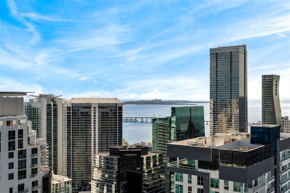 1000 Brickell Plz, Miami FL 33131