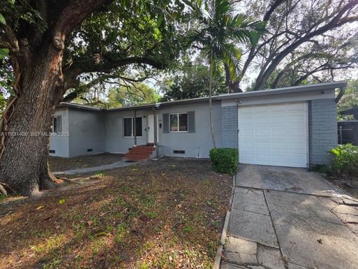 530 NE 132nd Ter, North Miami FL 33161