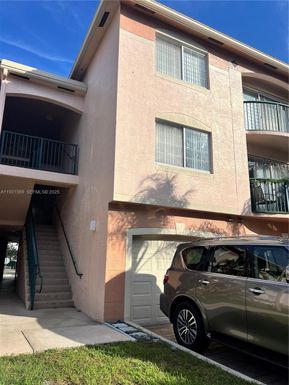 2021 SE 10th Ave # 212, Fort Lauderdale FL 33316