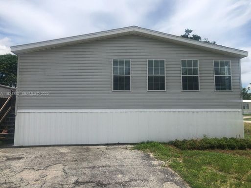 22884 Dolphin Rd # B, Boca Raton FL 33428